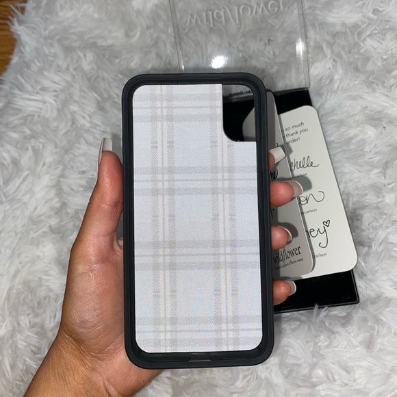 Wildflower Phone Case IPhone XS/ S - Picture 4 of 5